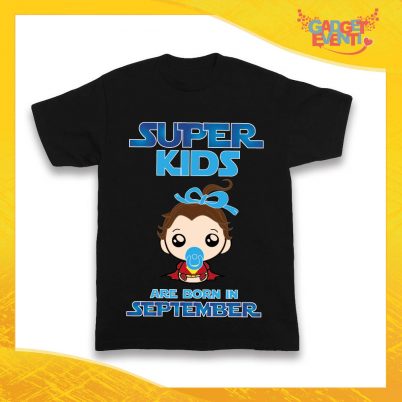 Maglietta Nera Maschietto Bimbo "Super Kids con Mese Personalizzato" Idea Regalo T-Shirt per Compleanni Gadget Eventi