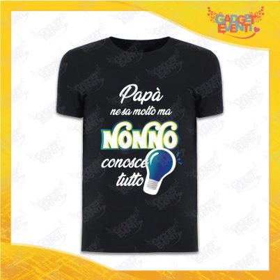 Maglietta Uomo Nera "Nonno Conosce tutto" grafica Azzurra Idea Regalo Nonno T-Shirt Festa dei Nonni Gadget Eventi